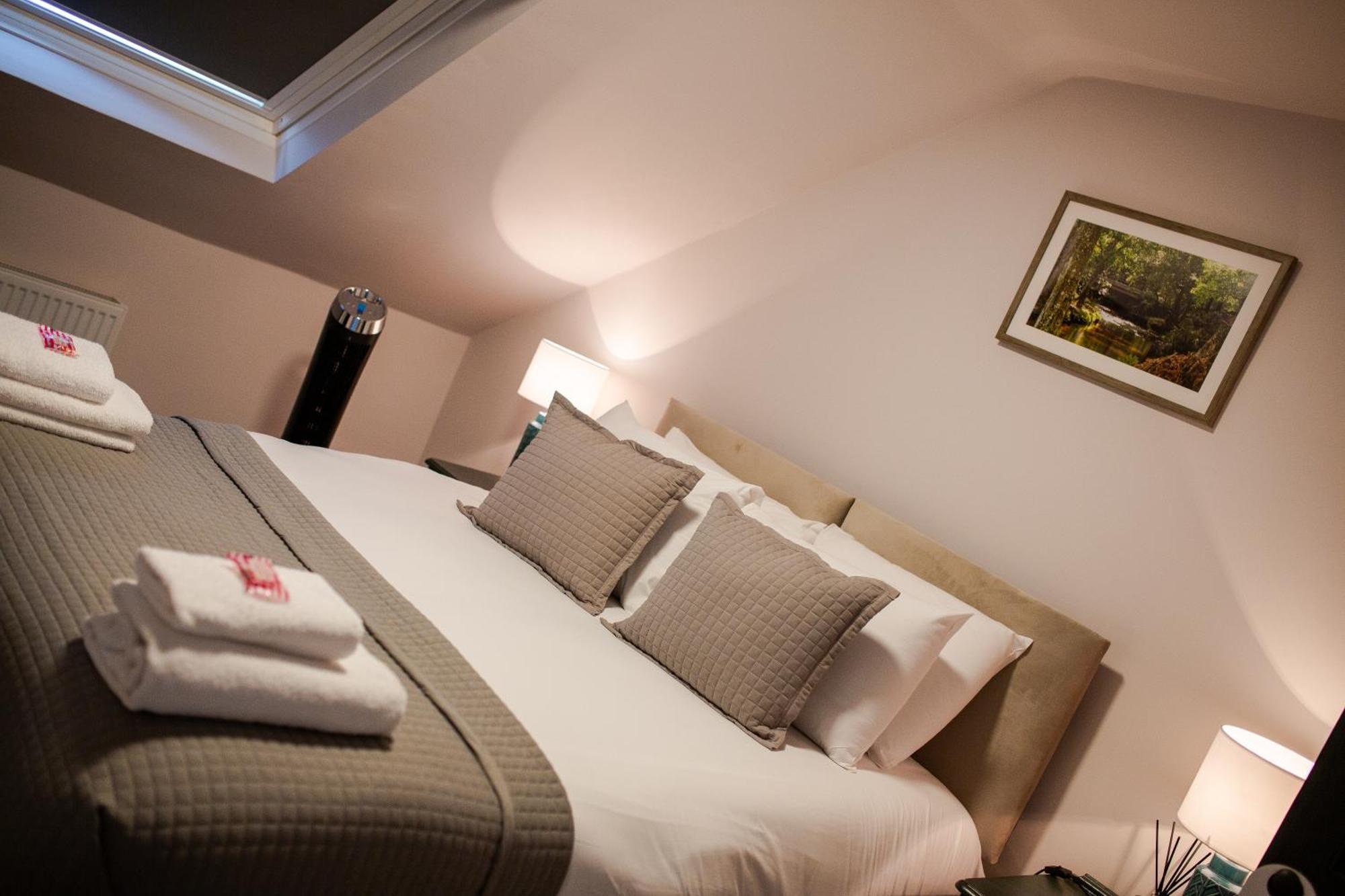 Woodfalls Inn Redlynch  Zewnętrze zdjęcie